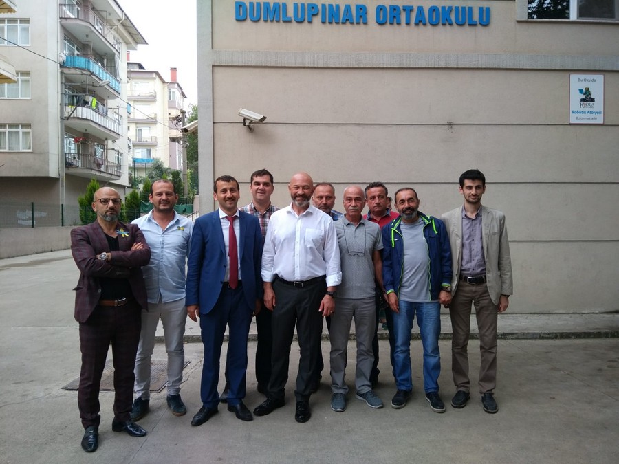 Ali Türkşen’den okullara ziyaret