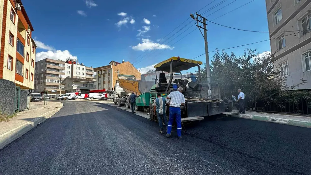 Çayırova Yavuz Sultan Selim Caddesi yenileniyor