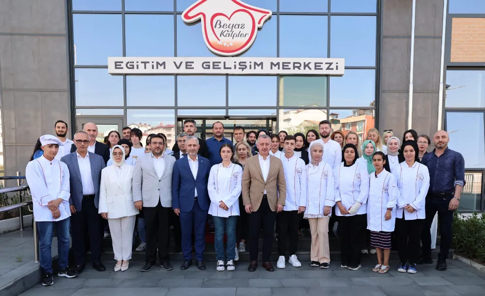 Büyükakın: Gençlerimizin umudu olmaya devam edeceğiz