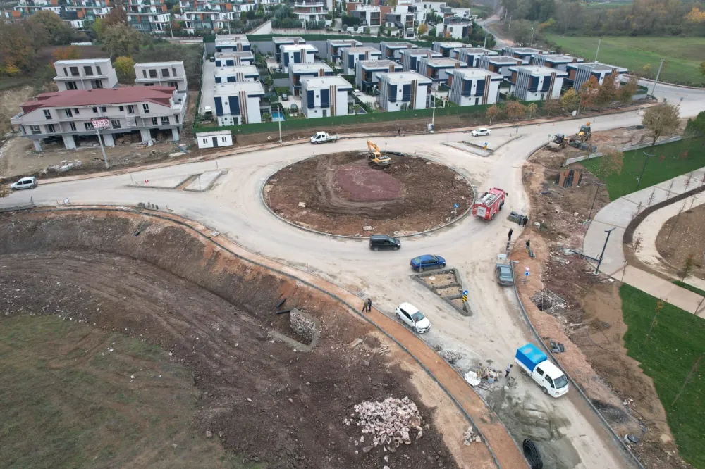 Başiskele Millet Bahçesi gün sayıyor    MAHMUT ÇAVUŞ CADDESİ TRAFİĞE AÇILDI