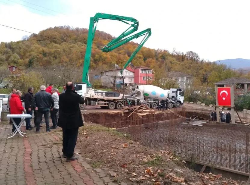 2020 yılında yıkılan Ümmiye Camii yeniden yapılıyor