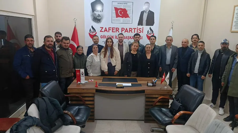 GÖLCÜK’TE ZAFER PARTİSİNE YOĞUN ÜYE KATILIMI