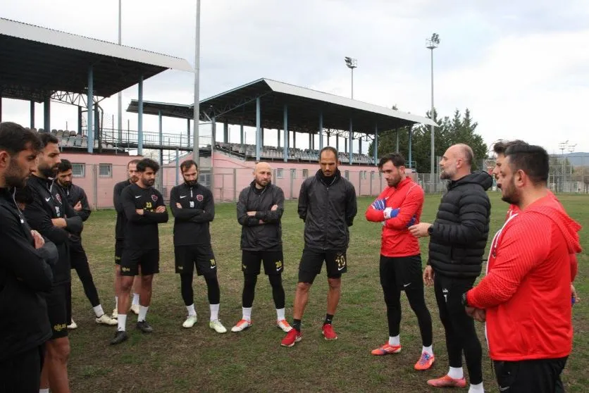 Gölcükspor Kent Derbisine hız kesmeden hazırlanıyor