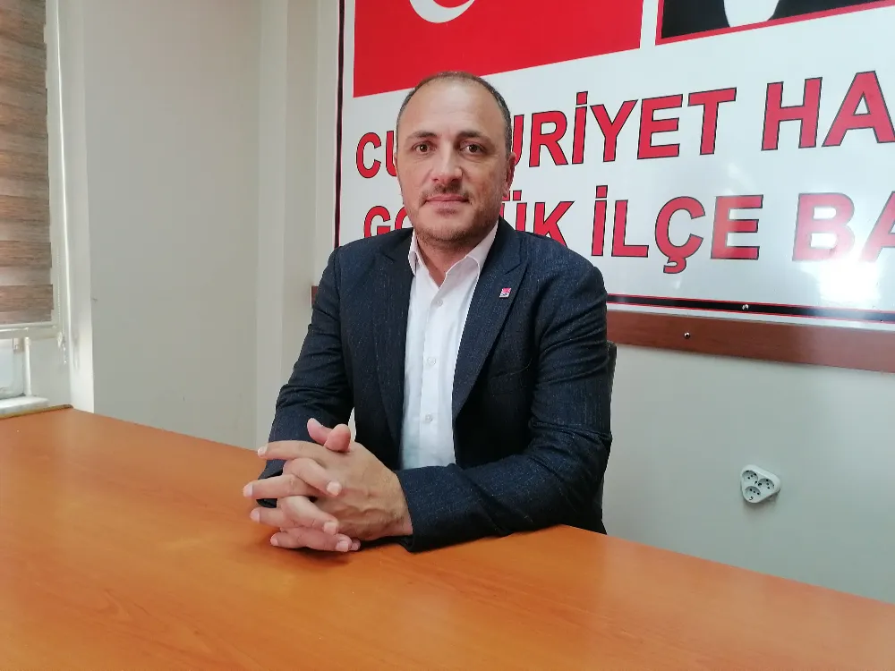 CHP Gölcük İlçe Başkanı Mehmet Uzuner,  ‘HALKIMIZ ENFLASYONA KARŞI EZDİRİLMEMELİ’