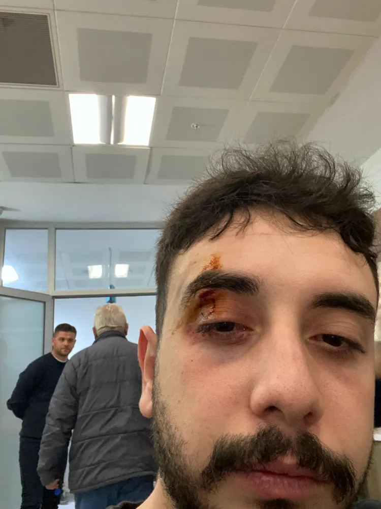 Gölcük Belediyespor Kulübü Başkanı İbrahim Uzuner,     “KULÜBÜMÜZE YAPILAN VAHŞİCE SALDIRIYI ŞİDDETLE KINIYORUZ”