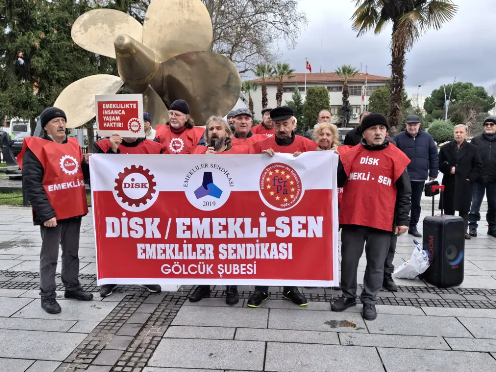 DİSK Emekli-Sen Anıtpark’ta basın açıklaması yaptı  KAYA: ‘TALEPLERİMİZİ MUTLAKA ALACAĞIZ’