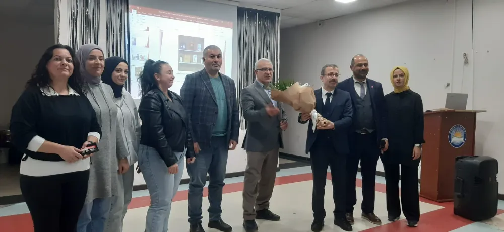 Eğitimci Yazar Hayrettin Karaüzüm’den önemli konferans  ‘GELECEĞİ İNŞA ETMEK EMEK İSTER’