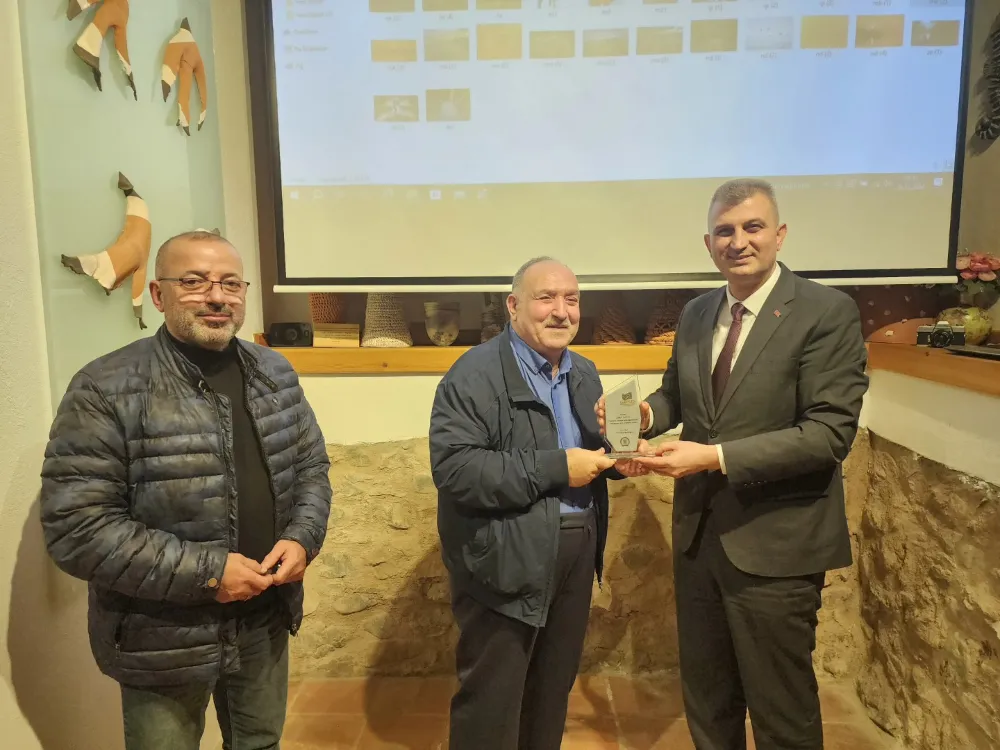 GFSD fotoğraf okuma ve yorumlama etkinliğini bu ayda sürdürdü  KATILIM YOĞUN OLDU