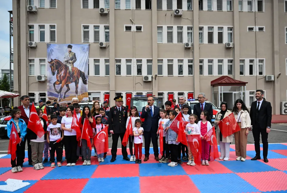 Vali Yavuz ÖNEM’li öğrencilerle bir araya geldi