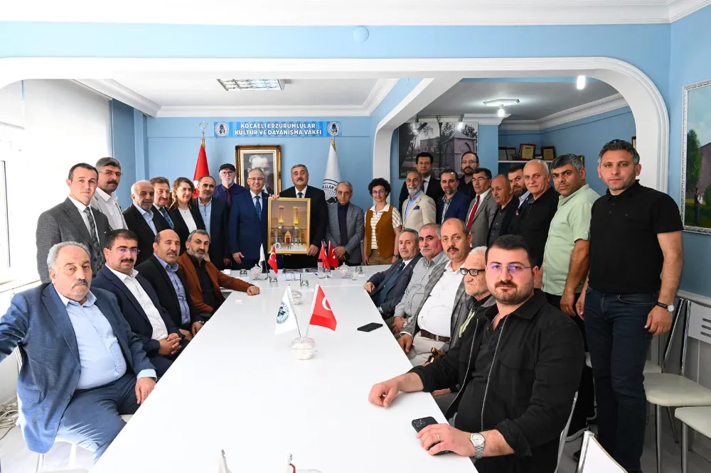 Rektör Cantürk’ten, Kocaeli Erzurumlular Vakfı’na iade-i ziyaret