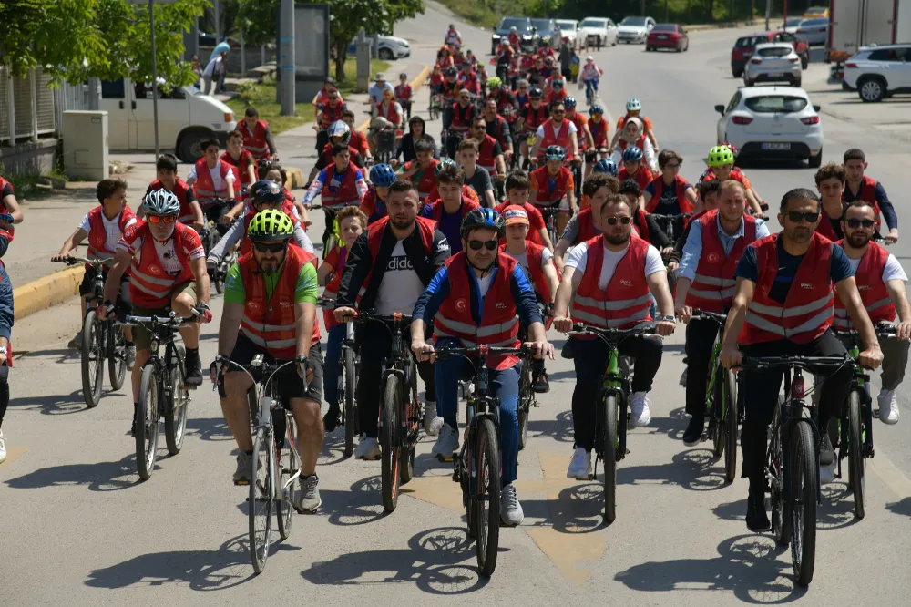 Başiskele’de Pedallar 19 Mayıs İçin Çevrildi