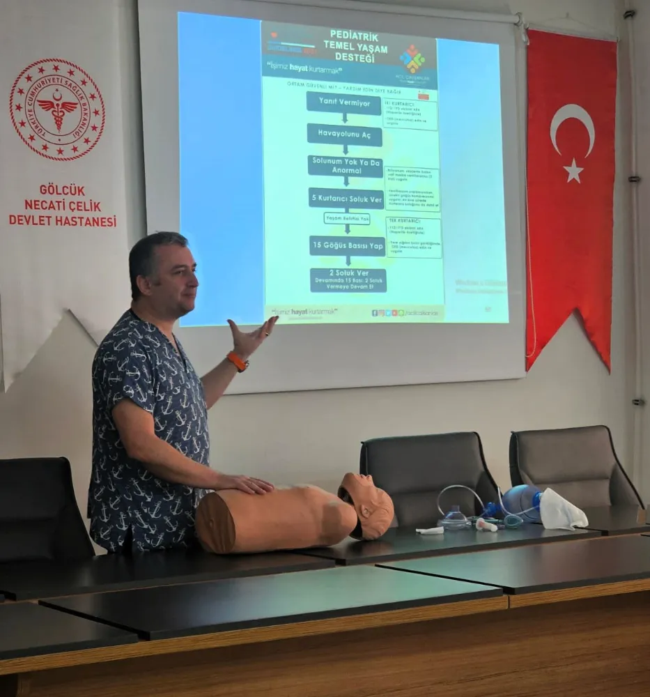 GÖLCÜK DEVLET HASTANESİ PERSONELLERİNE CPR EĞİTİMİ VERİLDİ 