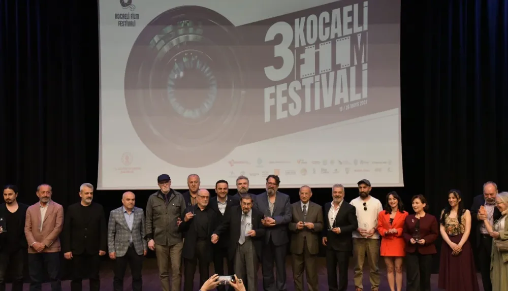 Başiskele, 3. Kocaeli Film Festivali Ödül Törenine Ev Sahipliği Yaptı    EN İYİLER ÖDÜLLERİNE BAŞİSKELE