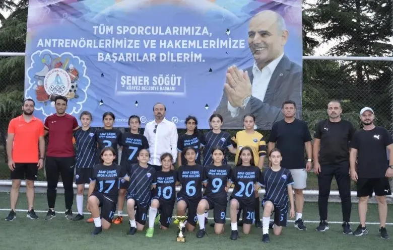 Kiraz Festivali’nde şampiyon Gebze Arapçeşmespor FK oldu