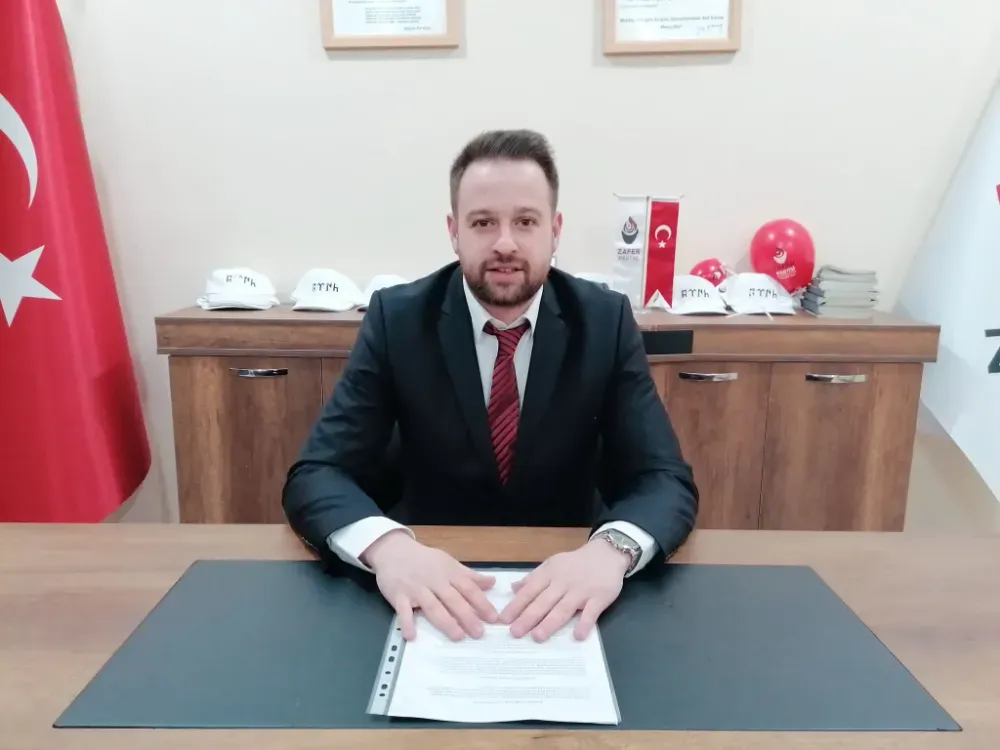 Zafer Partisi Gölcük İlçe Başkanı Kayıhan Kayı, ‘EMEKLİYLE DALGA GEÇİLİYOR’