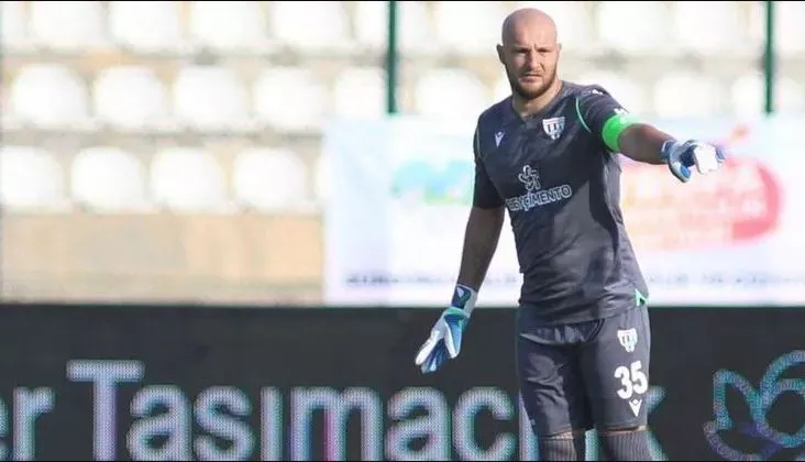 Kocaelispor Gökhan ve Harun ile devam etme kararı aldı