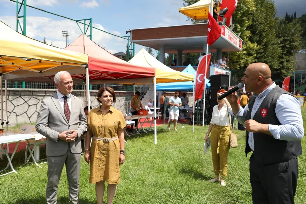 Karamürsel’in Evladı Hüseyin Gümüşalan,  ALTINKEMER’DE BAŞPEHLİVAN OLDU