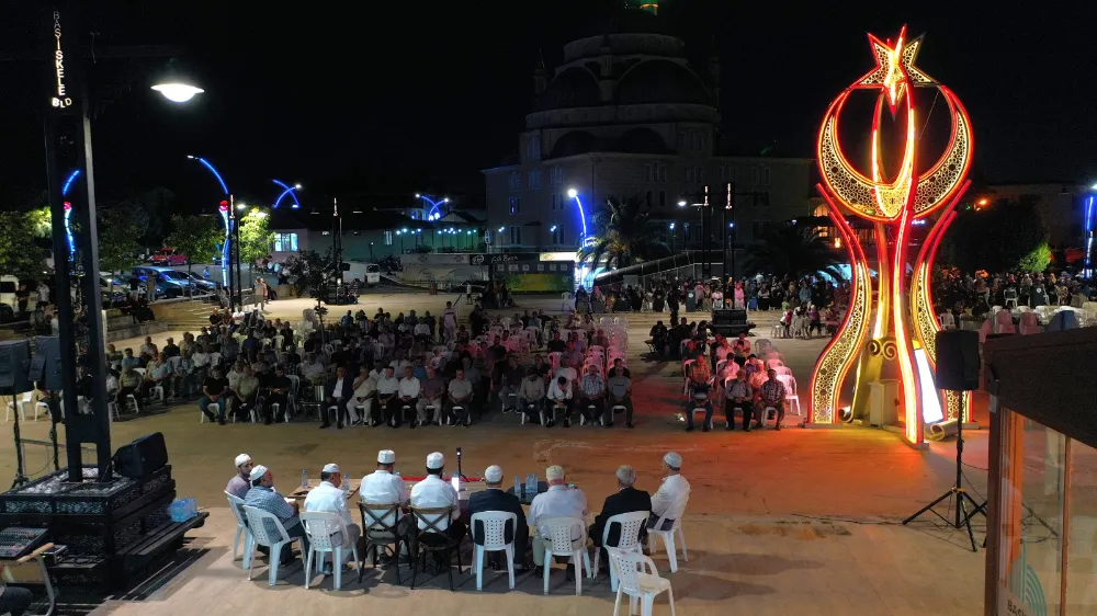 Başiskele'de Deprem Şehitleri Rahmet ve Dualarla Anıldı