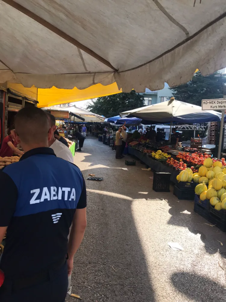 Zabıta ekiplerinden market ve pazar yeri denetimi