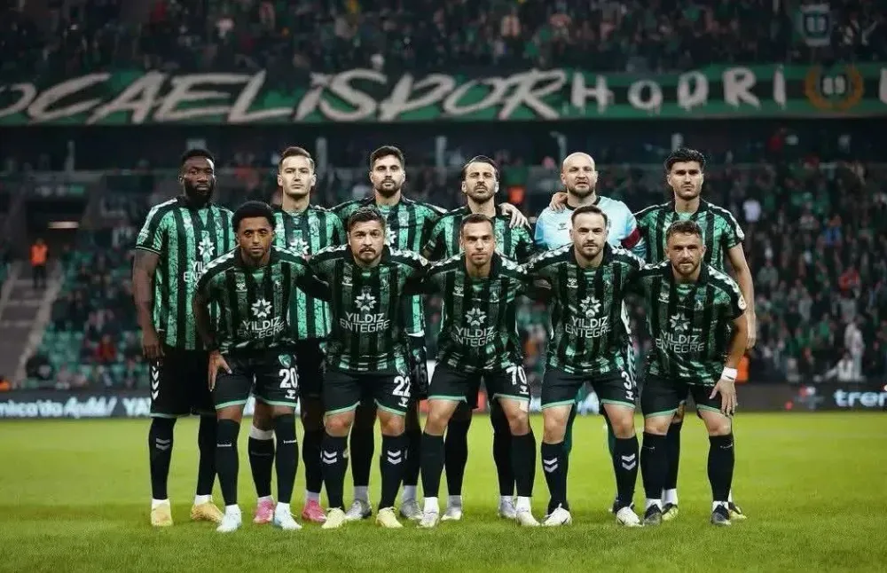 Kocaelispor’ da 4 futbolcu için sarı alarmı!