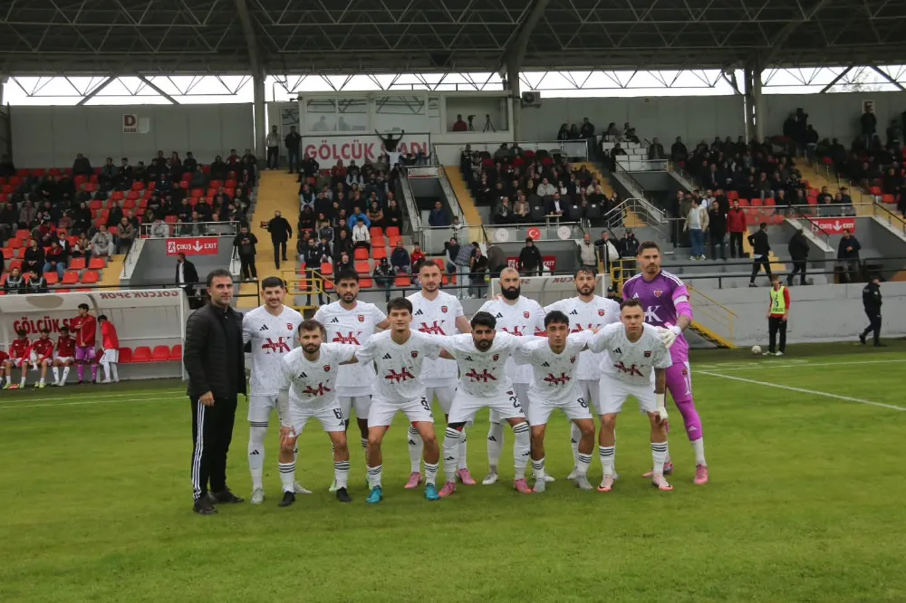 Gölcükspor Sezona 3 Puanla Başladı  KIRMIZI-ŞİMŞEKLER DİKİLİTAŞ’I 1-0 MAĞLUP ETTİ