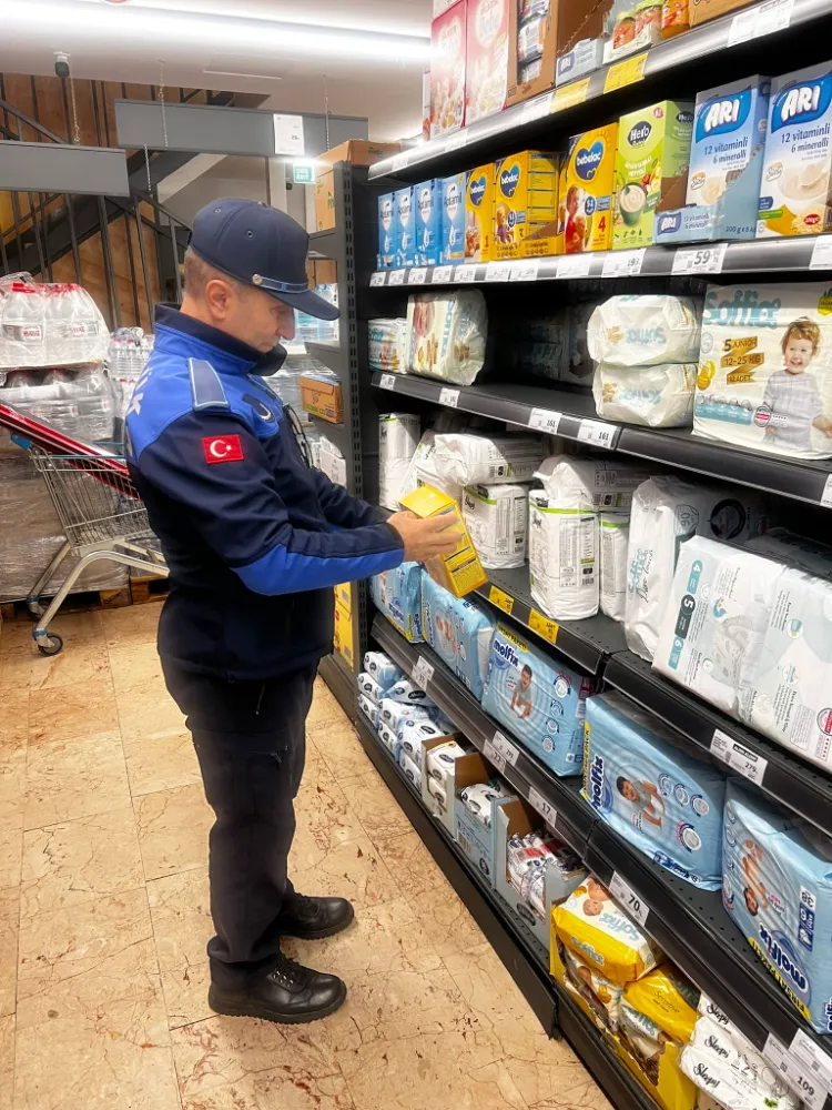 Gölcük Belediyesi Zabıta Ekiplerinden marketlere sıkı denetim