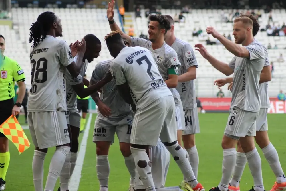 Kocaelispor’da Yüzler Gülüyor   GALİBİYET SERİSİ UMUTLARI YEŞERTTİ