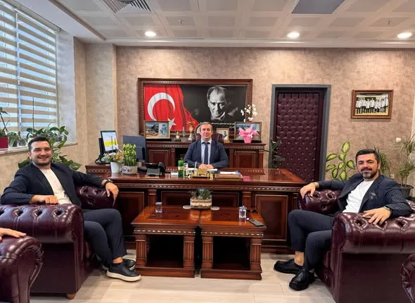 Derince Eğitim Ve Araştırma Hastanesi Yönetiminden   GÖLCÜK NECATİ ÇELİK DEVLET HASTANESİNE ZİYARET