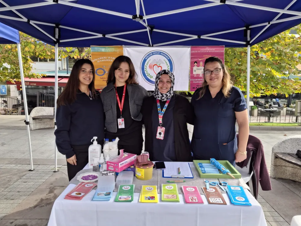 GÖLCÜK ANITPARK’TA DİYABET VE ORGAN BAĞIŞI STANDI AÇILDI