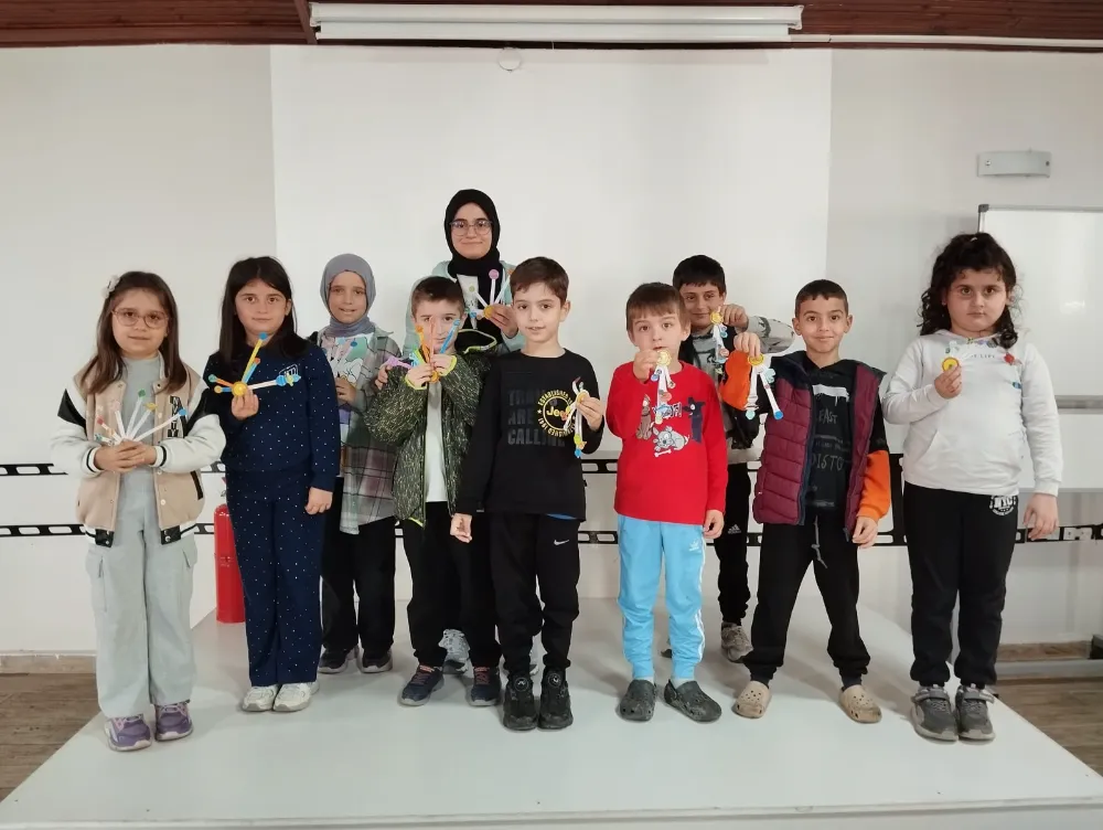  Ara Tatilde Öğrenciler Gençhaneleri Doldurdu          