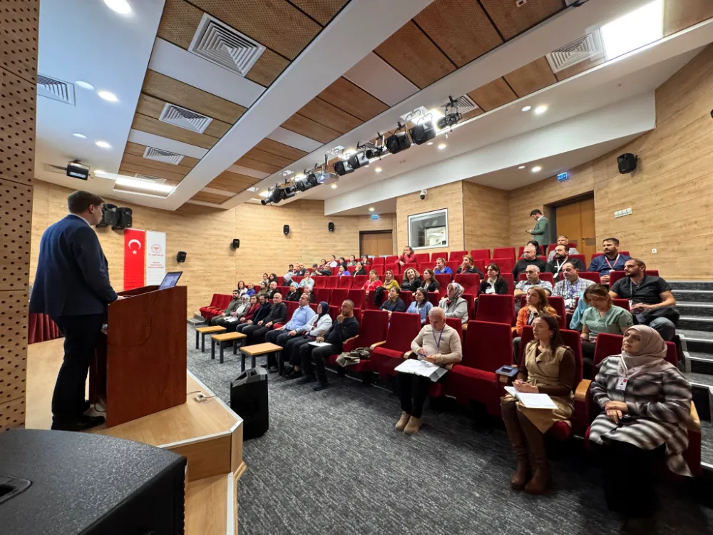 Gölcük Necati Çelik Devlet Hastanesinde  ULUSAL TAMP TATBİKATI TANITIM TOPLANTISI GERÇEKLEŞTİRİLDİ