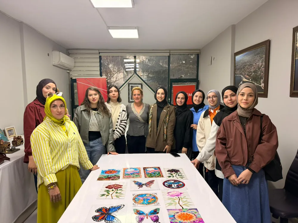 TÜMGES, KADEM iş birliğiyle sanat atölyesi gerçekleştirdi  CAMKIRAN  “KÜLTÜREL MİRASI GELECEĞE TAŞIYORUZ”