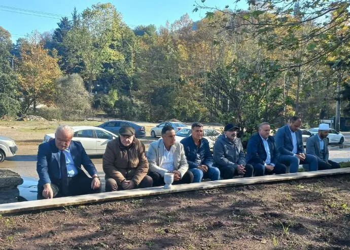 Merhum CHP Gölcük İlçe Başkanı Emin Büyükoğlu kabri başında anıldı