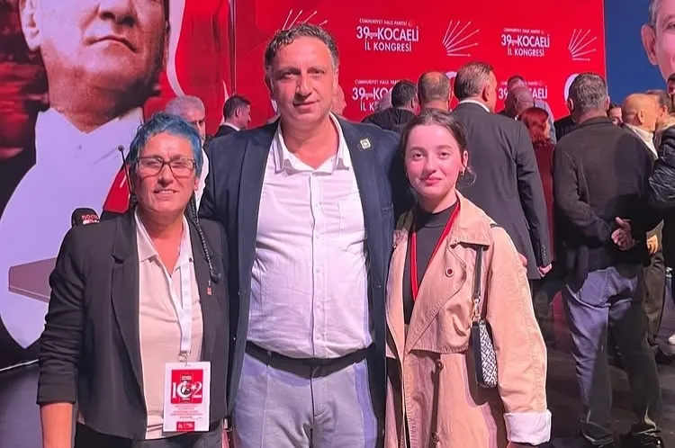 CHP Kocaeli İl Yönetimi görev paylaşımını tamamladı  ÜÇ GÖLCÜKLÜ YÖNETİMDE YER ALDI