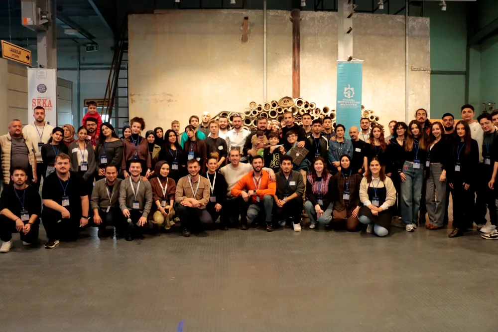 Kocaeli Büyükşehir, kâğıttan uçakları yarıştırdı;  KÂĞIT UÇAKLAR GELECEĞİN HAYALLERİ İÇİN HAVALANDI