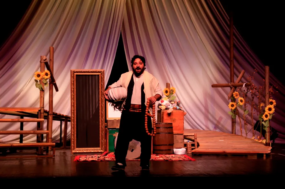   Şehir Tiyatroları, iki oyunla Gebzelilerin karşısında