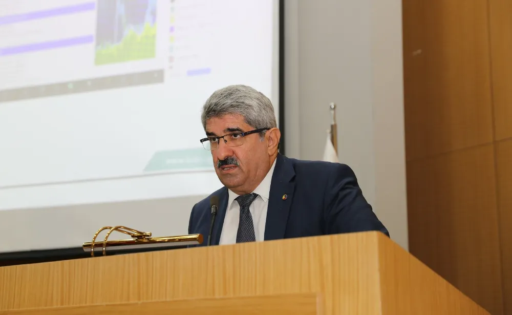 ‘TÜRKİYE, İHRACATTA GÜÇLÜ İVMESİNİ SÜRDÜRÜYOR’