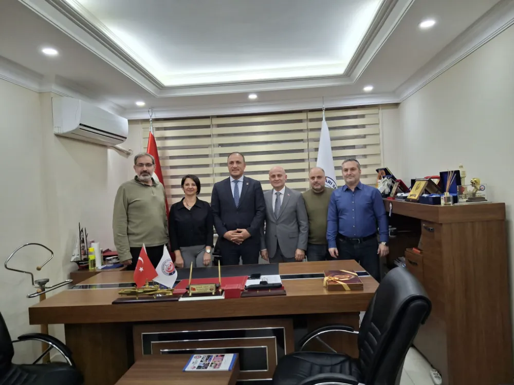 CHP İlçe Örgütü’nden Devlet Memurları Sendikası’na hayırlı olsun ziyareti