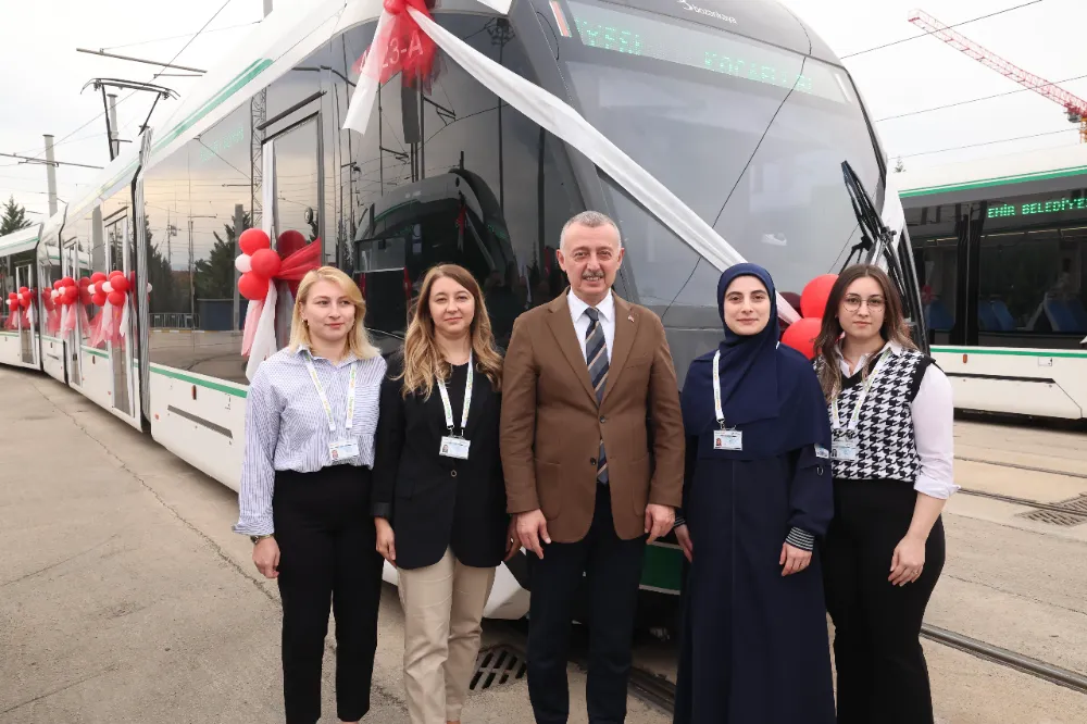 Başkan Büyükakın çağrı yaptı:  “VATMAN OLMAK İSTEYEN KADINLARA KAPIMIZ AÇIK”