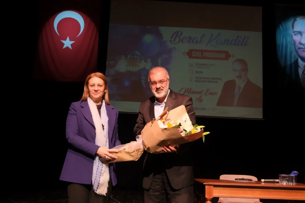 Berat Kandili’ne anlamlı program