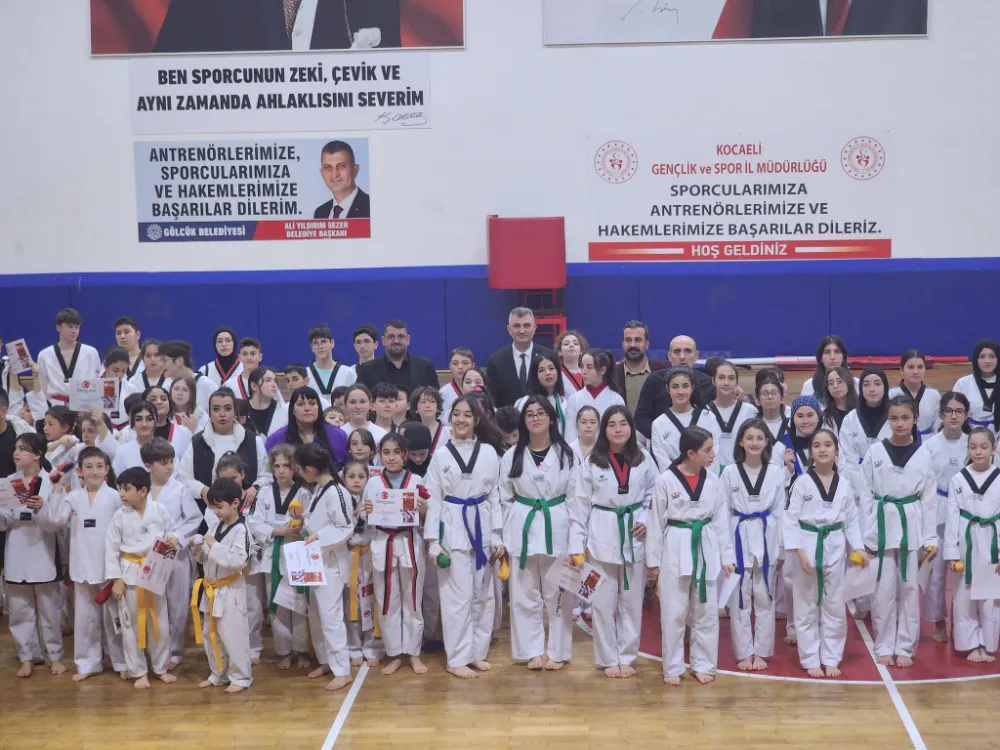 Gölcük Belediyespor bünyesindeki Taekwondo branşında bulunan  270 TAEKWONDO SPORCUSUKUŞAK ATLADI