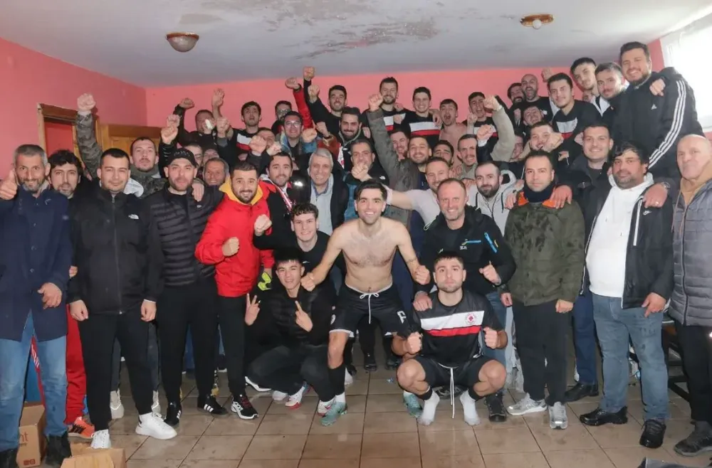 Kavaklıspor Play-Off’a kaldı