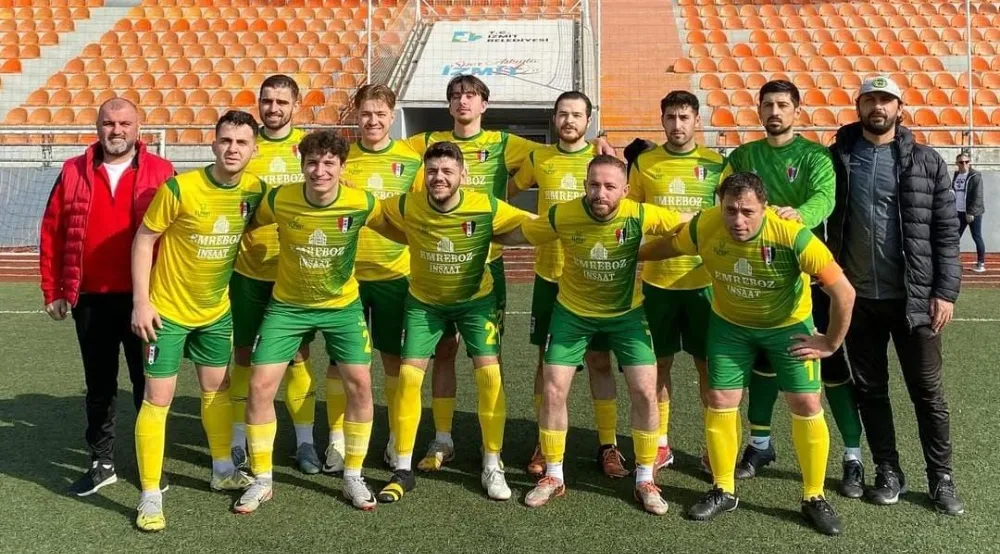 Yeni lider İzmit Erenlerspor