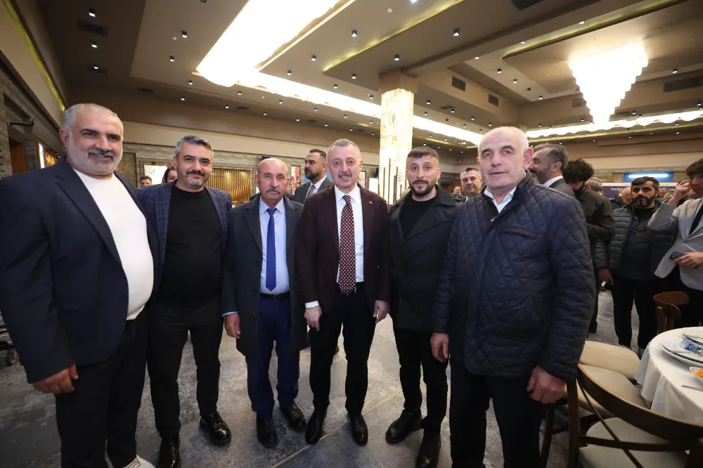 Büyükşehir iftarına STK ve derneklerden yoğun ilgi  BAŞKAN BÜYÜKAKIN: “HEP YANIMIZDA OLDUNUZ”