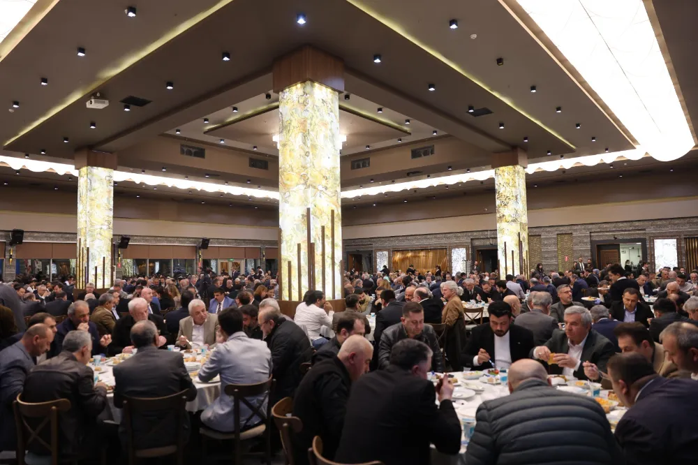 Büyükşehir iftarına STK ve derneklerden yoğun ilgi  BAŞKAN BÜYÜKAKIN: “HEP YANIMIZDA OLDUNUZ”