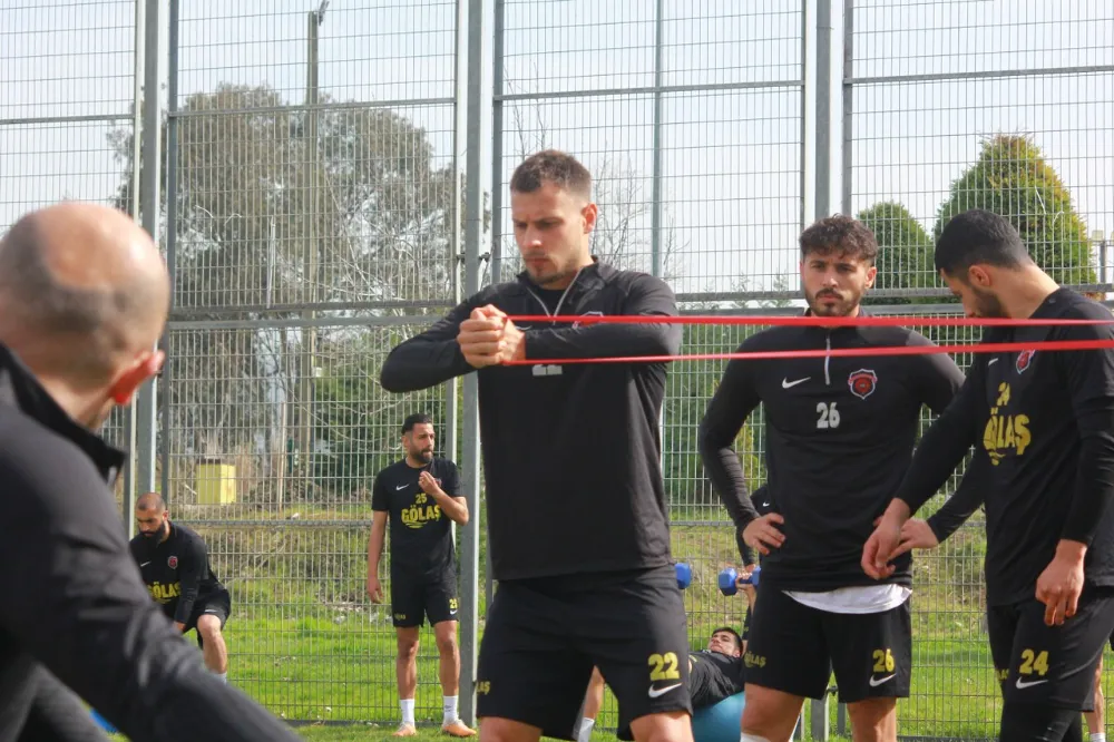 Gölcükspor’da Hazırlıklar Sürüyor