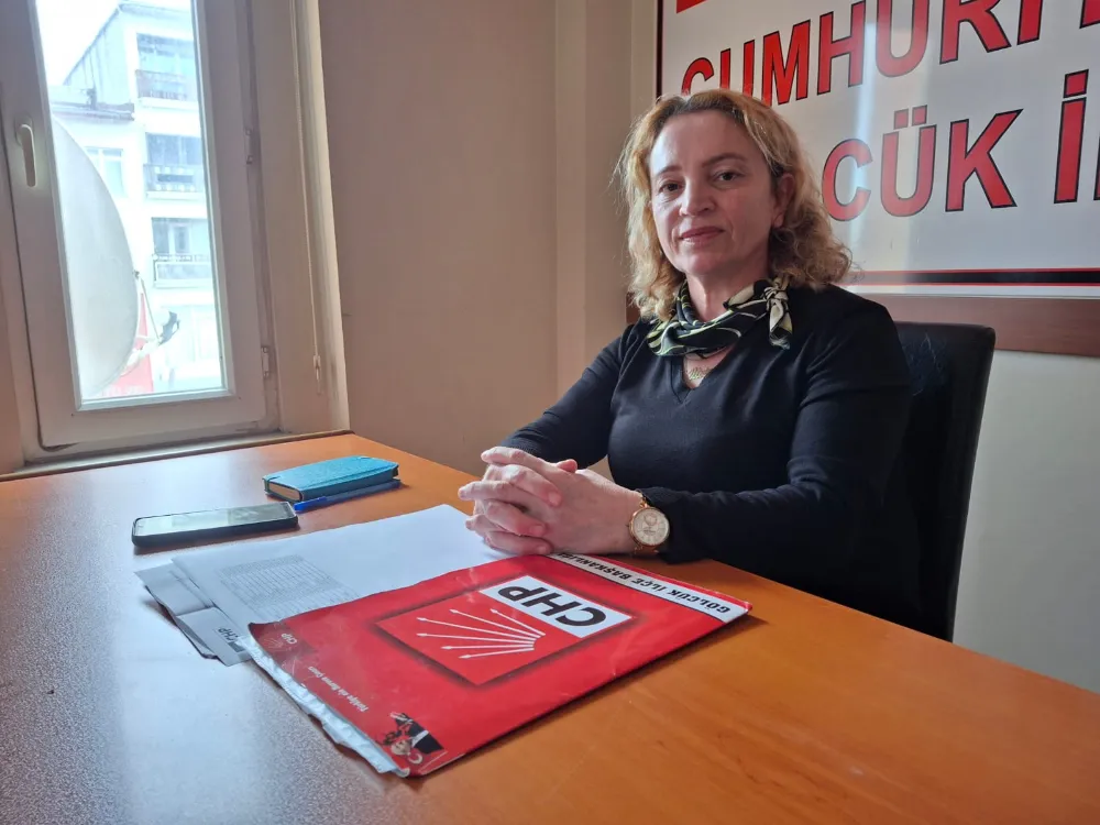 CHP İlçe Kadın Kolları Başkanı Ulviye Yılmaz  “DEMOKRASİYE SAHİP ÇIKIYORUZ: EKREM İMAMOĞLU’NUN YANINDAYIZ” 