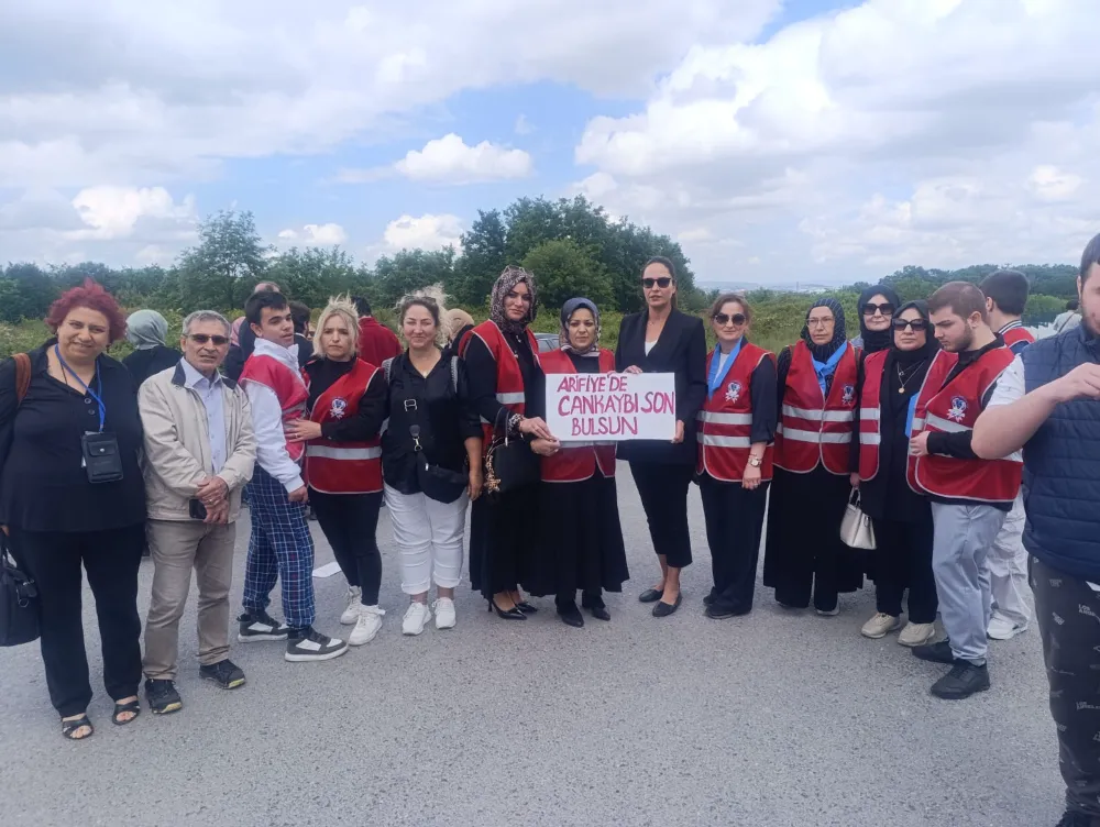 Otizm Dernekleri Abdülkerim Musti için Arifiye’de  bir araya geldi   