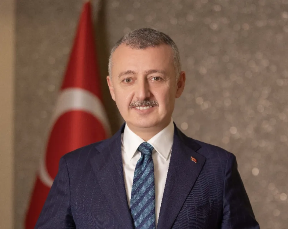 “Gençlerimiz istiklalimizin  ve istikbalimizin teminatıdır”