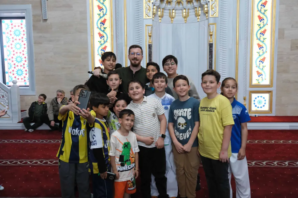 Büyükşehir’in “Oyun Arkadaşım Sertaç Abi” etkinliği devam ediyor;  BU ETKİNLİK ÇOCUKLARA DİJİTAL FARKINDALIK KAZANDIRIYOR